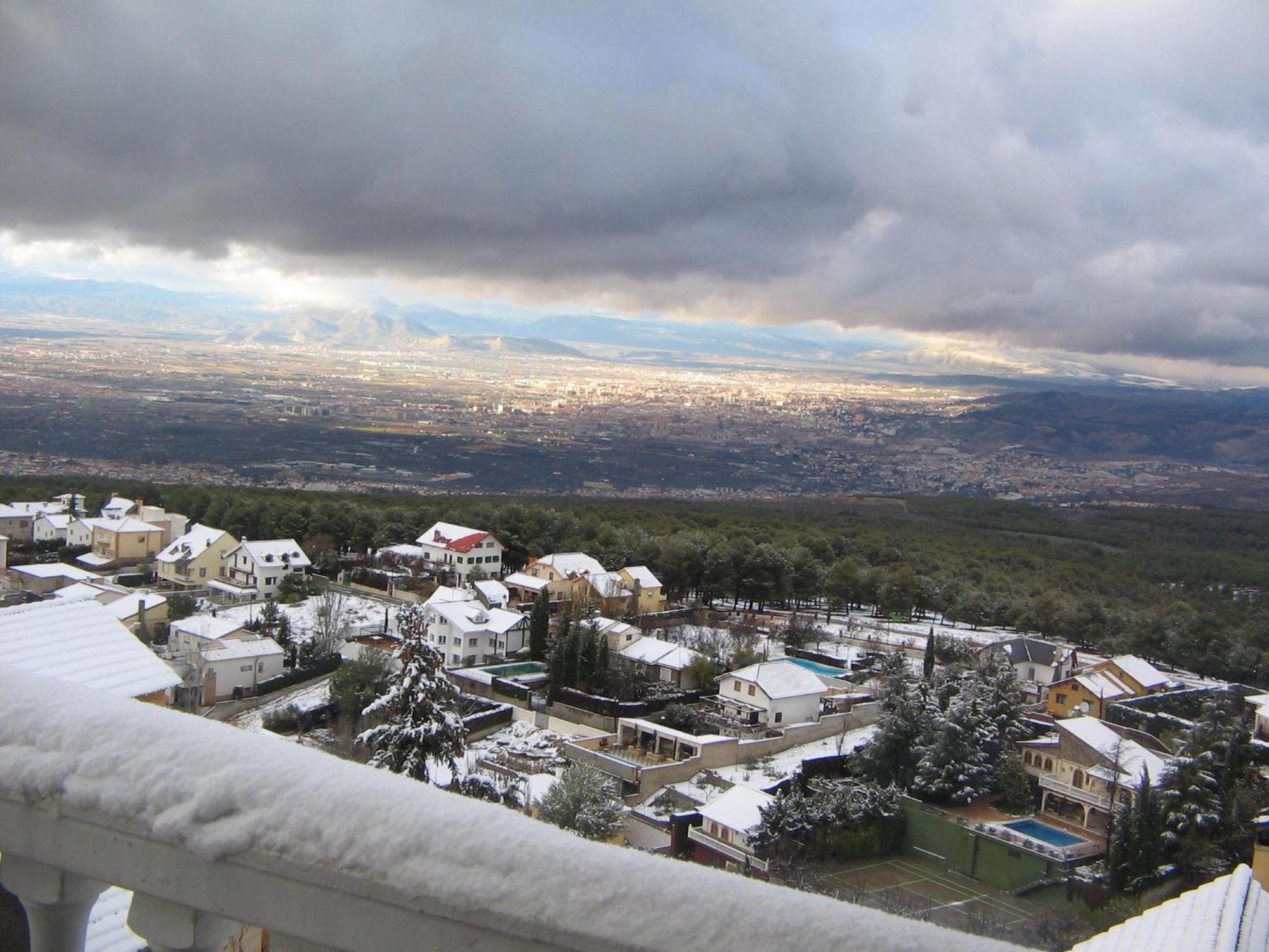 Hotel El Balcon De Las Nieves La Zubia  Exterior foto